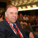 Plenary Lecturer (Surgeon): P. Hoffmeyer